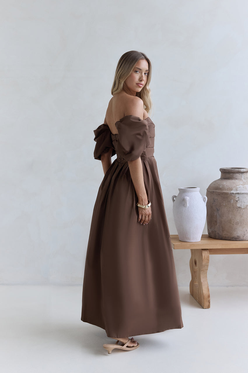 Bella Off-Shoulder Maxi Dress Chocolate